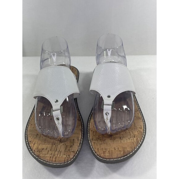 Aerosoles A2 Size 9.5M White Faux Leather T Strap Sandal - Picture 8 of 16